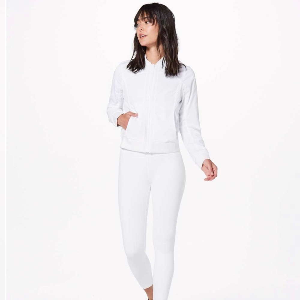 Lululemon Bomb Around Jacket - Picture 3 of 3